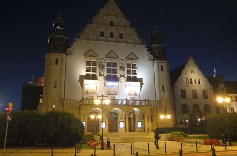 Name:  dscf1958a-Das Collegium Minus der Adam-Mickiewicz-Universität.jpg
Hits: 2058
Gre:  77.0 KB