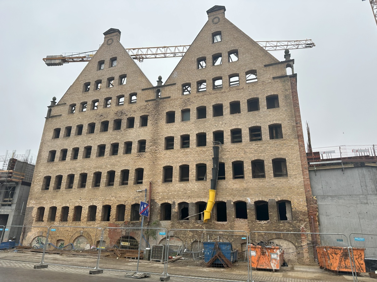 Name:  241124 IMG_2208 Danzig Groddeck-Speicher.jpg
Hits: 255
Gre:  456.8 KB