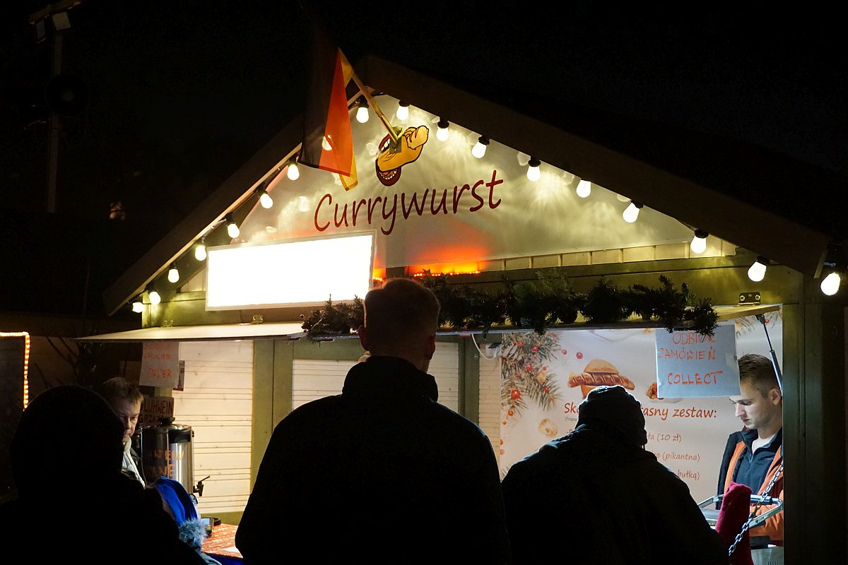 Name:  191221 SA618694 Danzig Weihnachtsmarkt - Kohlenmarkt.jpg
Hits: 723
Gre:  179.6 KB